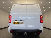 USED 2020 20 VAUXHALL VIVARO 2.0 Turbo D 3100 Sportive Crew Van Double Cab 5dr Diesel Manual L2 H1 Euro 6 (s/s) (120 ps) 