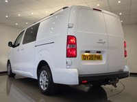 USED 2020 20 VAUXHALL VIVARO 2.0 Turbo D 3100 Sportive Crew Van Double Cab 5dr Diesel Manual L2 H1 Euro 6 (s/s) (120 ps) 