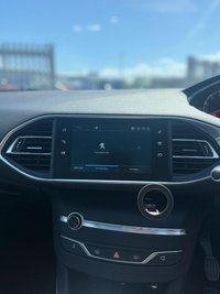 USED 2018 18 PEUGEOT 308 1.2 PureTech GPF Allure Euro 6 (s/s) 5dr FULL SERVICE HISTORY