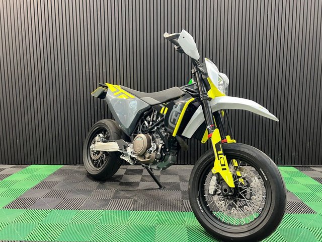 View our HUSQVARNA 701 SUPERMOTO