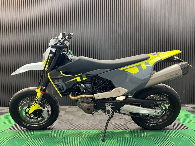 View our HUSQVARNA 701 SUPERMOTO