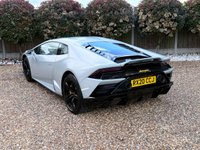 USED 2020 20 LAMBORGHINI HURACAN 5.2 V10 LP 640-4 EVO CARBON BUCKET SEATS FRONT NOSE LIFT Coupe 2dr Petrol LDF 4WD Euro 6 (s/s) (640 ps) 