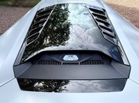 USED 2020 20 LAMBORGHINI HURACAN 5.2 V10 LP 640-4 EVO CARBON BUCKET SEATS FRONT NOSE LIFT Coupe 2dr Petrol LDF 4WD Euro 6 (s/s) (640 ps) 