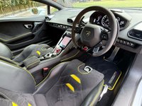 USED 2020 20 LAMBORGHINI HURACAN 5.2 V10 LP 640-4 EVO CARBON BUCKET SEATS FRONT NOSE LIFT Coupe 2dr Petrol LDF 4WD Euro 6 (s/s) (640 ps) 