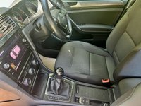 USED 2018 68 VOLKSWAGEN GOLF 1.5 TSI EVO SE Nav Hatchback 5dr Petrol Manual Euro 6 (s/s) (150 ps) 1 LADY OWNER SINCE OCT 2021 WITH ONLY 47,800 MILES//FULL VW DEALER/SPECIALIST SERVICE HISTORY X6 STAMPS-JUST SERVICED//APPLE-PLAY//SATNAV//ALLOYS//FRONT AND REAR PARKING PILOT//LEATHER BOUND MULTI-FUNCTION STEERING WHEEL//X11 AIRBAGS//ELECTRIC FOLD MIRRORS//BLUETOOTH//BEAUTIFULLY KEPT Euro 6 (s/s) (150 ps) 1 LADY OWNER SINCE OCT 2021 WITH ONLY 47,800 MILES//FULL VW DEALER/SPECIALIST SERVICE HISTORY X6 STAMPS-JUST SERVICED//APPLE-PLAY//SAT-NAV//ALLOYS//FRONT AND REAR PARKING PILOT//LEATHER BOUND MULTI-FUNCTION STEERING WHEEL//X11 AIRBAGS//ELECTRIC FOLD MIRRORS//BLUETOOTH//BEAUTIFULLY KEPT