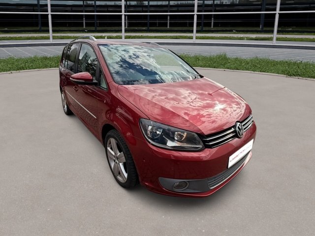 View our Volkswagen Touran range