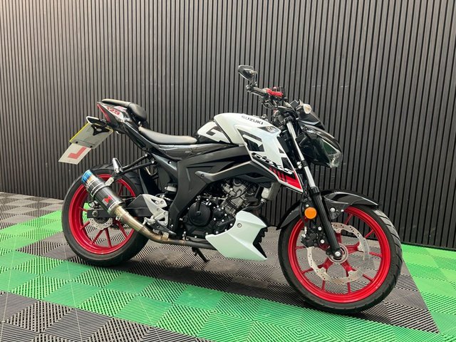 View our SUZUKI GSX-S125