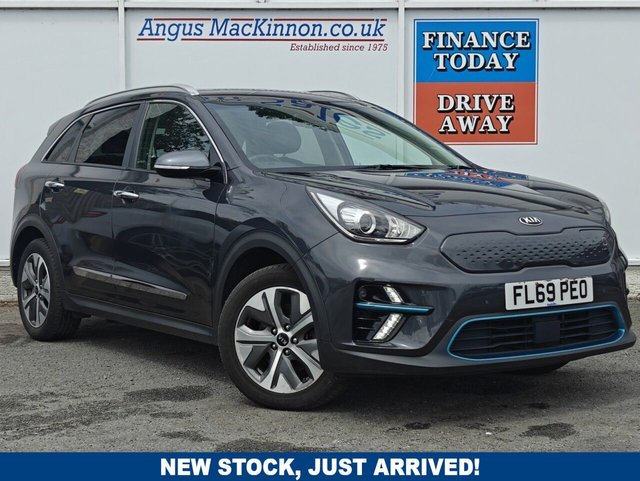 View our Kia Niro 64kWh First Edition SUV 5dr Electric Auto (201 bhp)