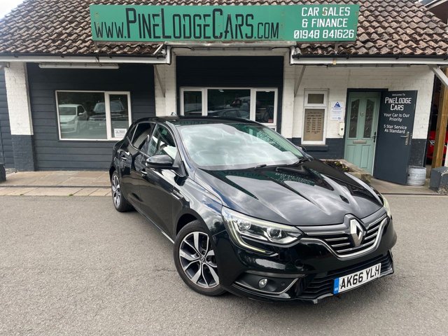 2016 RENAULT MEGANE