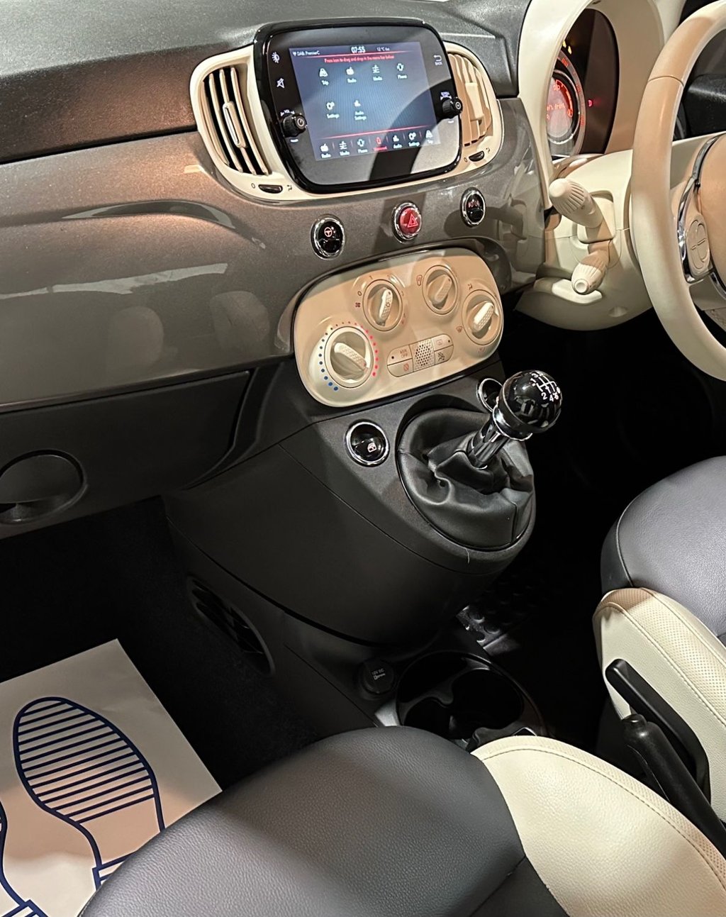 USED 2022 22 FIAT 500 1.0 MHEV Dolcevita Hatchback 3dr Petrol Manual Euro 6 (s/s) (70 bhp) 
