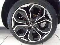 USED 2018 68 RENAULT CLIO 1.5 dCi Iconic Hatchback 5dr Diesel Manual Euro 6 (s/s) (90 ps) 