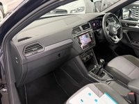 USED 2019 19 VOLKSWAGEN TIGUAN 2.0 TDI R-Line Tech SUV 5dr Diesel Manual Euro 6 (s/s) (150 ps) STUNNING TIGUAN R-LINE +  APPLE CAR PLAY + TDI!!