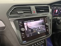 USED 2019 19 VOLKSWAGEN TIGUAN 2.0 TDI R-Line Tech SUV 5dr Diesel Manual Euro 6 (s/s) (150 ps) STUNNING TIGUAN R-LINE +  APPLE CAR PLAY + TDI!!