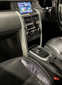 USED 2017 17 LAND ROVER DISCOVERY SPORT 2.0 TD4 HSE Black SUV 5dr Diesel Auto 4WD Euro 6 (s/s) (180 ps) 