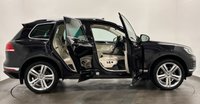 USED 2017 66 VOLKSWAGEN TOUAREG 3.0 TDI V6 BlueMotion Tech R-Line SUV 5dr Diesel Tiptronic 4WD Euro 6 (s/s) (262 ps) Hosting a very generous specification Euro 6,  Nappa Leather , Swiveling l Towbar, Panoramic Glass Roof , Dynaudio Soundpack , Ambeint lighting , Pearl Effect Paint