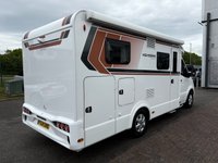 USED 2024 24 WEINSBERG CARACOMPACT 640 MB Pepper Edition Mercedes Chassis END SINGLES/DOUBLE CONVERSION