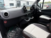 USED 2024 24 WEINSBERG CARACOMPACT 640 MB Pepper Edition Mercedes Chassis END SINGLES/DOUBLE CONVERSION