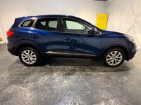 USED 2016 66 RENAULT KADJAR 1.5 dCi Dynamique Nav SUV 5dr Diesel EDC Euro 6 (s/s) (110 ps) 2 OWNERS-8 SERVICES-SAT NAV-A/C-DAB-BLUETOOTH-CRUISE-PRIVACY GLASS