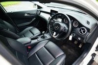 USED 2017 66 MERCEDES-BENZ GLA 2.1 GLA200d SE SUV 5dr Diesel Manual Euro 6 (s/s) (136 ps) CIRRUS WHITE PAINTWORK + APPLE CARPLAY + REVERSE CAMERA