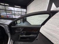 USED 2013 S JAGUAR XJ 3.0d V6 Portfolio Saloon 4dr Diesel Auto Euro 5 (s/s) (275 ps) Full Service history - 2 Keys