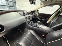 USED 2013 S JAGUAR XJ 3.0d V6 Portfolio Saloon 4dr Diesel Auto Euro 5 (s/s) (275 ps) Full Service history - 2 Keys