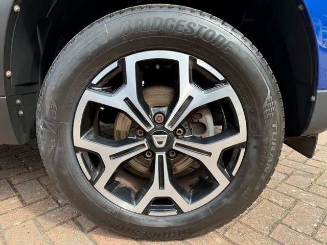 View our DACIA DUSTER