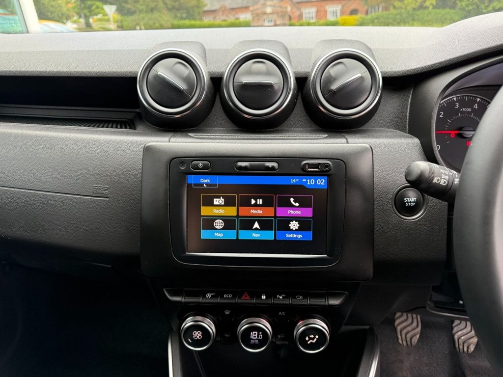 USED 2020 70 DACIA DUSTER 1.0 TCe Prestige SUV 5dr Bi Fuel Manual Euro 6 (s/s) (100 ps) PARKING CAMERA & CLIMATE A/CON