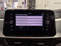 USED 2022 72 VOLKSWAGEN T-ROC 1.5 TSI Life SUV 5dr Petrol Manual Euro 6 (s/s) (150 ps) 