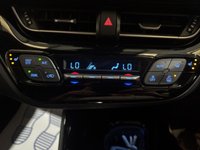 USED 2022 22 TOYOTA C-HR 1.8 VVT-h GPF Design SUV 5dr Petrol Hybrid CVT Euro 6 (s/s) (122 ps) 