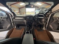 USED 2018 18 FORD RANGER 3.2 TDCi Wildtrak Pickup Double Cab 4dr Diesel Auto 4WD Euro 5 (200 ps) * ROOF LIGHT POD * RAPTOR GRILLE *