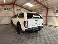 USED 2018 18 FORD RANGER 3.2 TDCi Wildtrak Pickup Double Cab 4dr Diesel Auto 4WD Euro 5 (200 ps) * ROOF LIGHT POD * RAPTOR GRILLE *