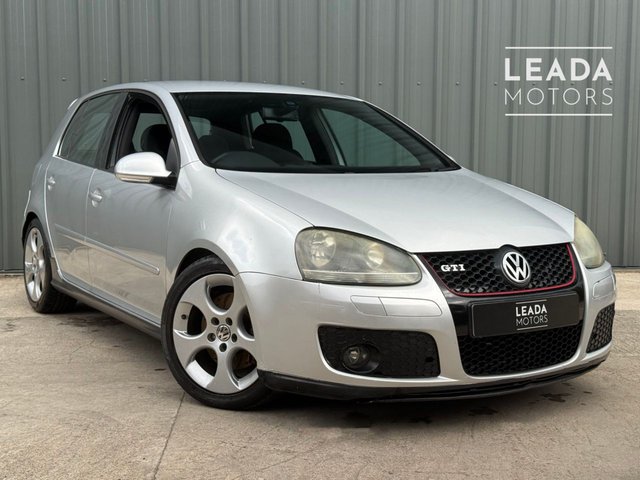View our VOLKSWAGEN GOLF