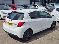 USED 2015 15 TOYOTA YARIS 1.33 Dual VVT-i Sport Hatchback 5dr Petrol Manual Euro 5 Euro 5 (99 ps) FSH + &pound;35 TAX + SAT NAV + LEATHER SEATS