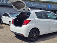 USED 2015 15 TOYOTA YARIS 1.33 Dual VVT-i Sport Hatchback 5dr Petrol Manual Euro 5 Euro 5 (99 ps) FSH + &pound;35 TAX + SAT NAV + LEATHER SEATS