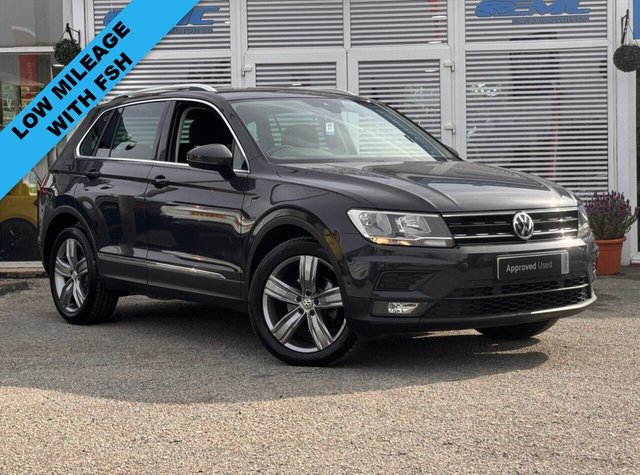 View our VOLKSWAGEN TIGUAN