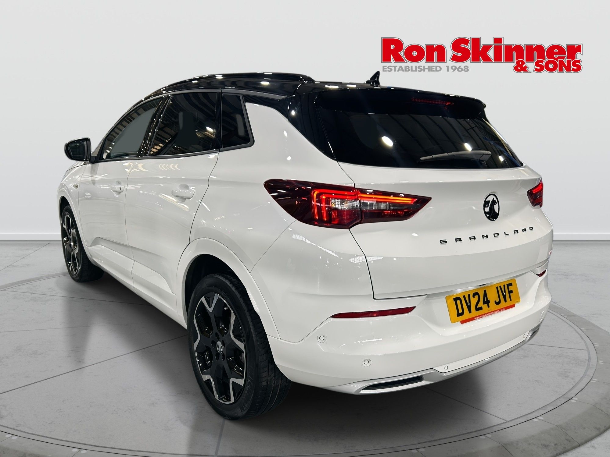 USED 2024 24 VAUXHALL GRANDLAND 1.2 Turbo Ultimate SUV 5dr Petrol Auto Euro 6 (s/s) (130 ps) 