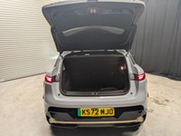 USED 2022 72 RENAULT MEGANE E-TECH 60kWh launch edition Hatchback 5dr Electric Auto (220 ps) 360 Camera Heated Seats