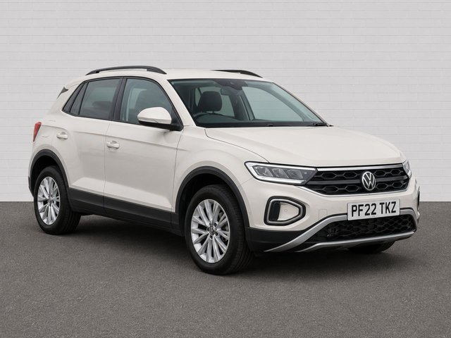 View our Volkswagen T-Roc 1.0 TSI Life SUV 5dr Petrol Manual Euro 6 (s/s) (110 ps)