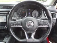 USED 2017 67 NISSAN QASHQAI 1.5 dCi N-Connecta SUV 5dr Diesel Manual Euro 6 (s/s) (110 ps) FULL GLASS PANORAMIC SUNROOF  
