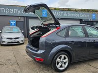 USED 2010 60 FORD FOCUS 1.6 Zetec Hatchback 5dr Petrol Manual (161 g/km, 99 bhp) SUPER LOW MILES + FULL SERVICE HISTORY + A/C + AUX