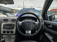 USED 2010 60 FORD FOCUS 1.6 Zetec Hatchback 5dr Petrol Manual (161 g/km, 99 bhp) SUPER LOW MILES + FULL SERVICE HISTORY + A/C + AUX