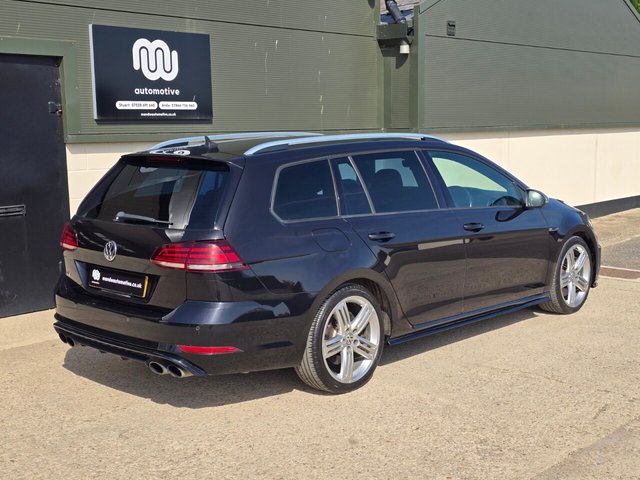 View our VOLKSWAGEN GOLF