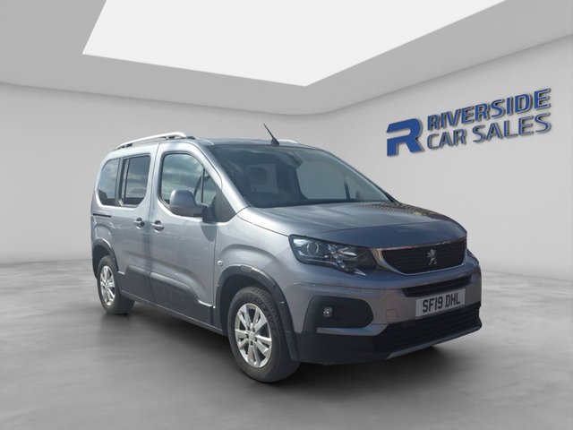 View our Peugeot Rifter