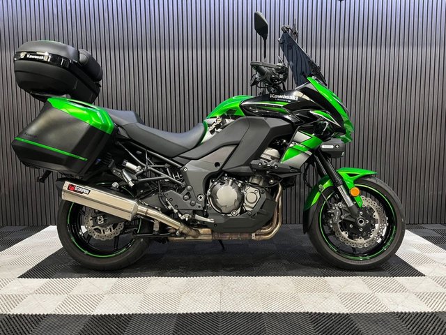 View our KAWASAKI VERSYS 1000