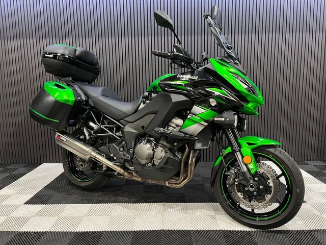 View our KAWASAKI VERSYS 1000