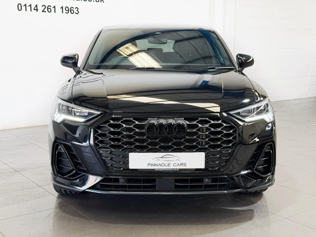 View our AUDI Q3