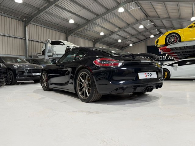 View our PORSCHE CAYMAN