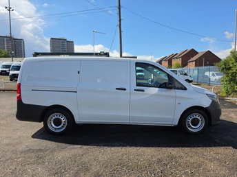 2021 MERCEDES-BENZ VITO