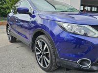 USED 2015 65 NISSAN QASHQAI 1.6 dCi Tekna SUV 5dr Diesel Manual 4WD Euro 6 (s/s) (130 ps) 4X4 -- 1 OWNER -- LEATHER -- SUNROOF -- SAT NAV -- CAMERA