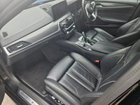 USED 2022 22 BMW 5 SERIES 2.0 520d MHT M Sport Touring 5dr Diesel Hybrid Steptronic Euro 6 (s/s) (190 ps) 